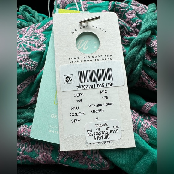 NWT! Maaji plunge V neck dress size M - Picture 4 of 6